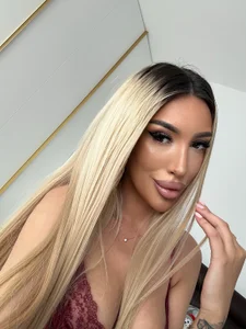 LunaVibes_ Spicy blondie Pic