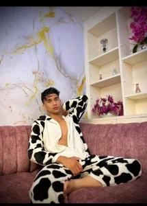 Deiby_BigCock Public Foto 2