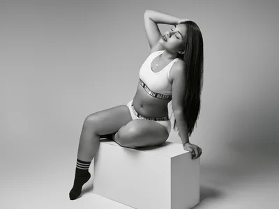 eve_diamond_cr Public Pic 4