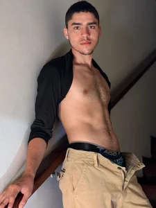 LiamNovak Public Εικόνα 7