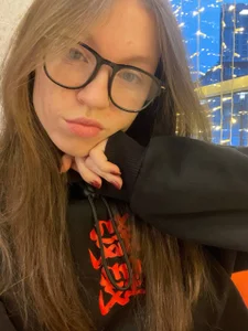 imbountyのJust me☺️の 3枚の写真