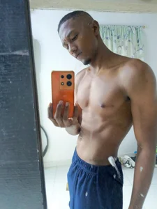 richblack01 Public Pic 6