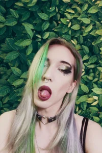 IvyJoys Tease you..More in my instagram Pic 4