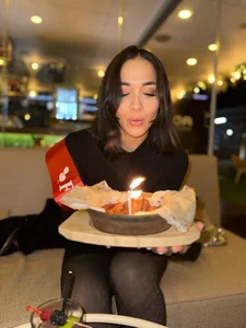 MiaMorenoo My birthdays🎂🖤✨ Foto 4