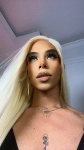 DanniLee_ Ur blonde Goddess Pic 2