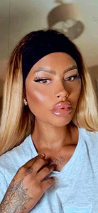 Little_Minx_Chanel Public Poză 4