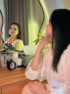 bllowwoww Public Pic 5