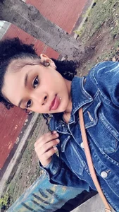 Shantall_ArmiPublic Bild 3