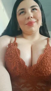 ambar-wells casual photos Pic 3