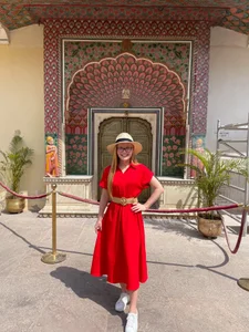 Chloe_Richardson Adventurer Pic 8