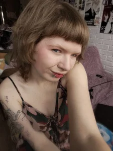 VioletDesiree's XXX Nude Photo 5