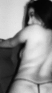 Sofi_leonn black and white🖤🤍. Foto 3