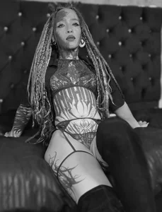 Lucy_Doll8 my sexy tattooed body 🔥 Immagine  7