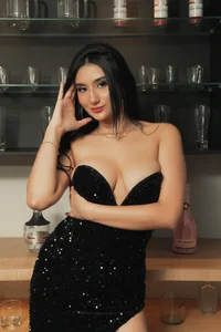 MaddisonLowe Public  3টি ছবি