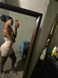 shenielxx Hello Pic 5