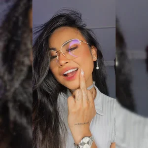 sallybrown_ shine! 🦷💎 Bilde 4