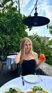 LinaRivse Public Immagine  3