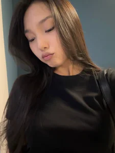 girl in black de ShirleyLopez  4 photos