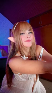 Scarlett_fox__ beautiful, sweet and seductive Pic 4