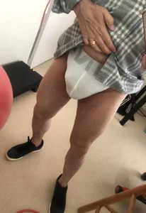 hotdadbod Messing Around with My Husbands Flannel Shirt Foto 5