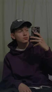 Public de dominik_across  4 photos