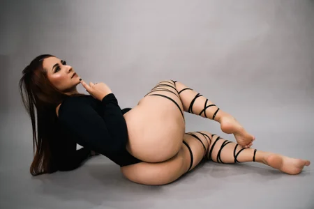 katrina_moore Elegant sensuality 🖤 Poză