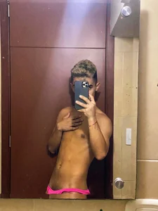 Violet_Dream2 This summer has me very hot 😈 圖片 4