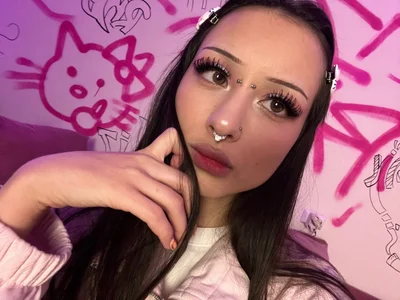 holypinkie14 Public Pic