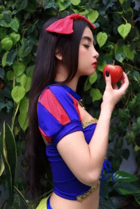 Forbidden Fruit 😈 de ValeriaVelvet Foto 4