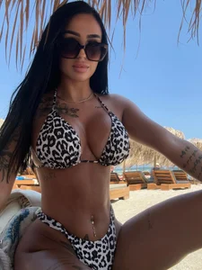 EvaXXRoseXXX Public Kuva 4