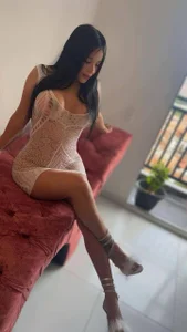 Too much fire to ignore de samanta_360  3 Imagens