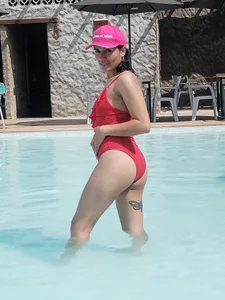 DELICIOUS POOL DAY de Dalia_D Foto 6