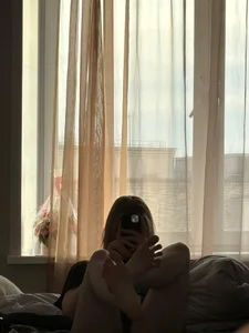 <3