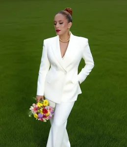 sahra_taylor_ LOOK AT ME 🤍 Immagine 