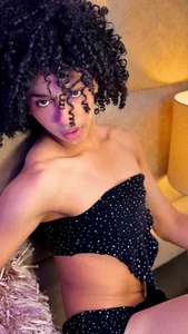 Anahia_sexygirl Public Pic 6
