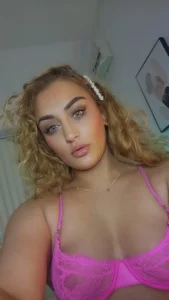 KiraBestxo Public Pic 3