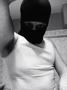 Public od maskedhunk  3 snímek