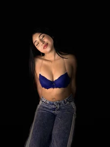 zoe_669 💙 Billede 2