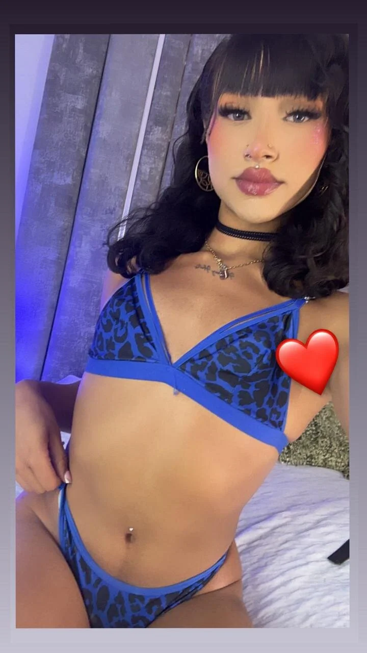 AliDiaz_ Trending Pic 2043