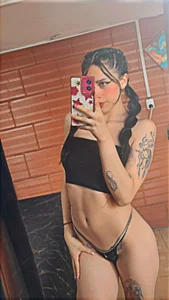 NICOLE_ALLEN1 Public Pic 2