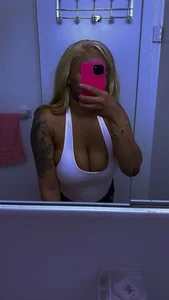 miaxox Public Pic 3