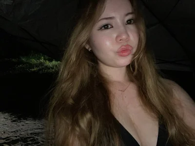 Xo_Niya Public Foto