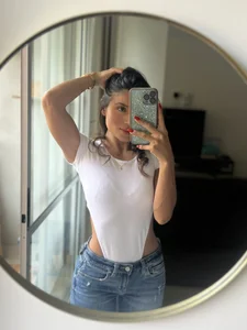 Alejandhra_ Public slika 6