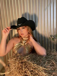 SamanthaKlein_ Cowgirl 🤠🔥 Bilde 3
