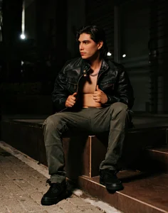 Karimferrer “You're that kind of feeling that cannot be explained… it is crossed.” 👑 รูป  2