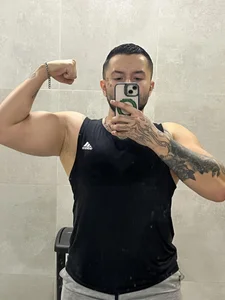 Alex_maraj PICS IN THE GYM❤️ Bilde 2