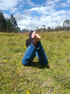 Misscarolsph Feet in nature   รูป  3