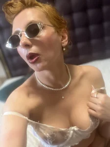 EllieKnights Public Pic 8