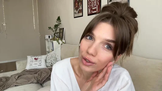 ArtieThoman my pretty face  3টি ছবি