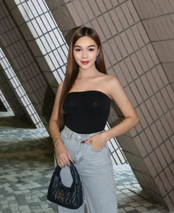 CelinaWintour Public Pic 2